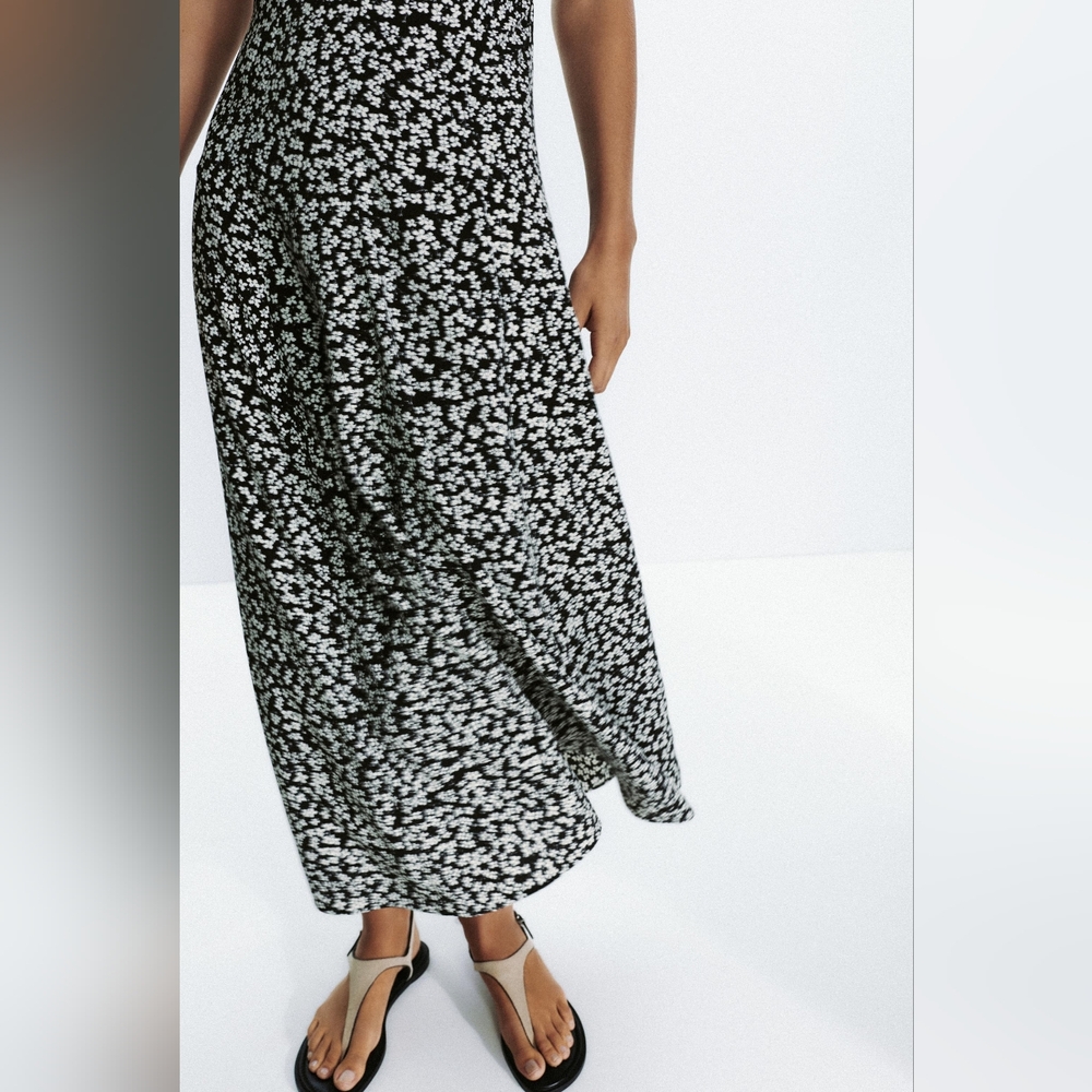 Zara Monochrome Floral A-Line Maxi Skirt